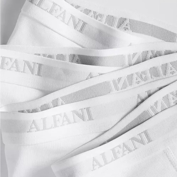 Alfatech by Alfani Boxer Briefs. New in Box. 5 Pairs - Picture 2 of 2